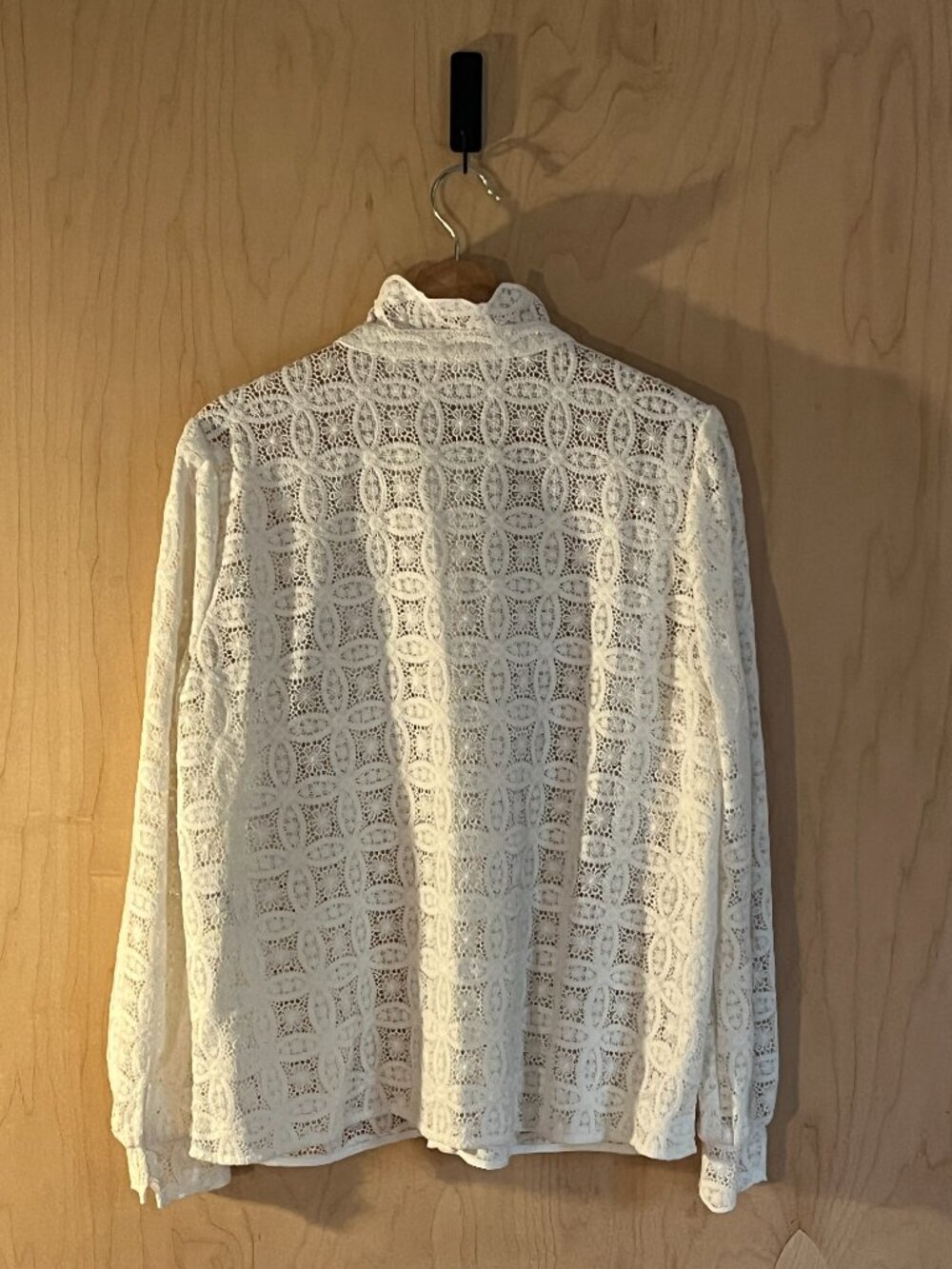 Sezane Chlo Shirt Ecru Guipure Sheer White Lace Size 44 (US W's Size 12) - Picture 3 of 9